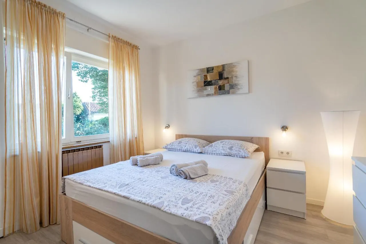 Apartman Ana Novi Vinodolski