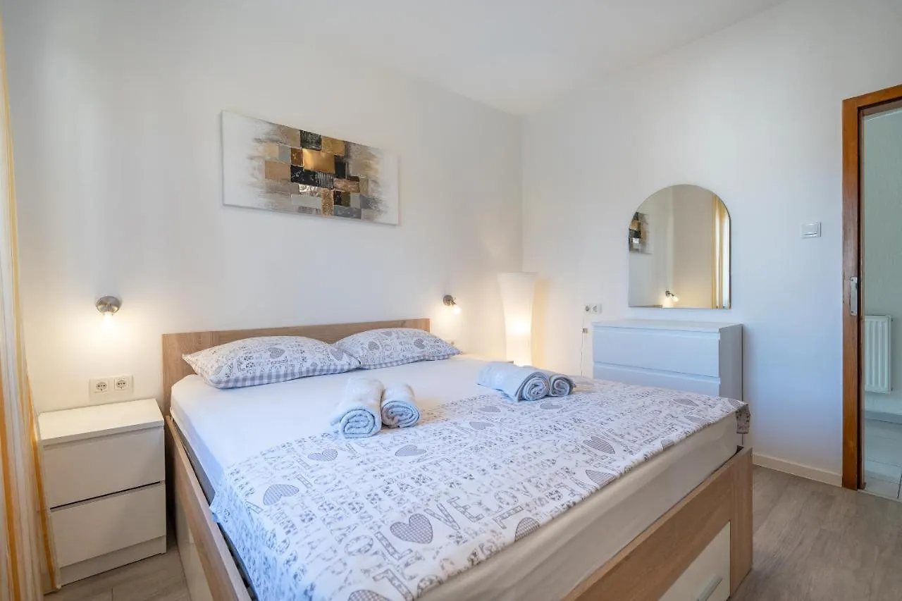 Apartman Ana Novi Vinodolski Apartment